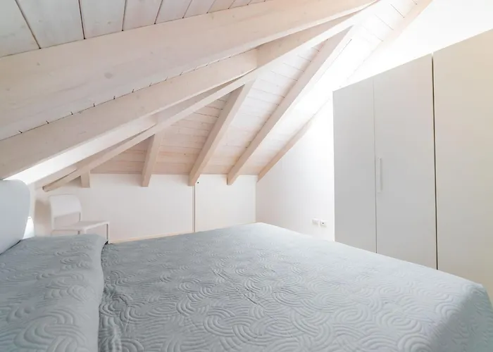 Mit Balkon By Interhome Lejlighed